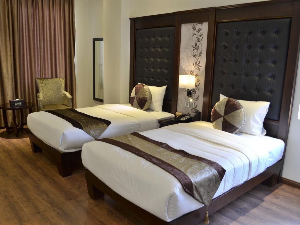 Citybay Palace Ha Long Hotel Buitenkant foto